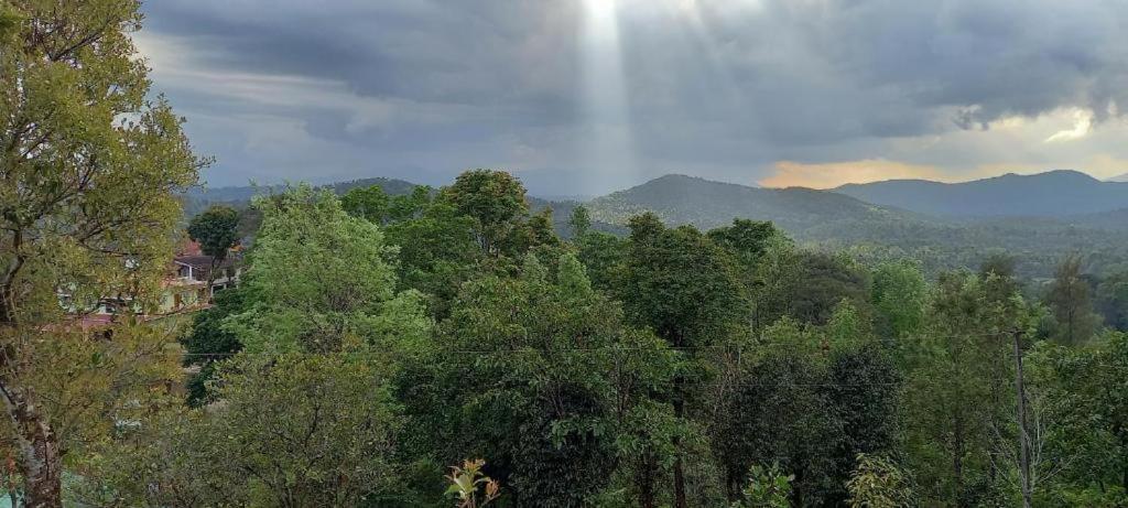 Westernghats Homestay Madikeri Bagian luar foto