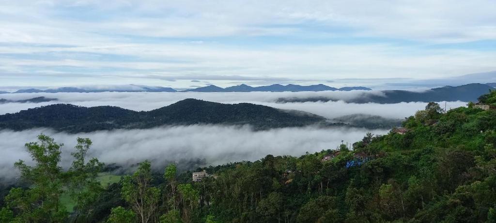 Westernghats Homestay Madikeri Bagian luar foto